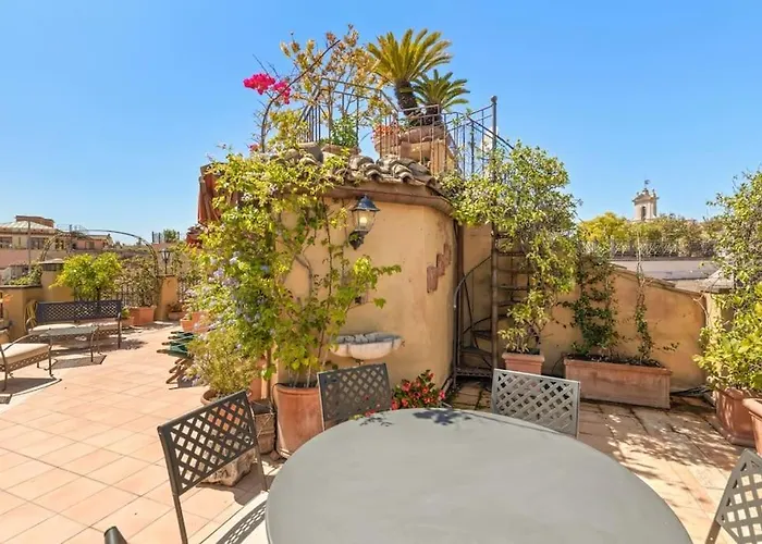 Casa Colonna, A Burghesius Apartman *