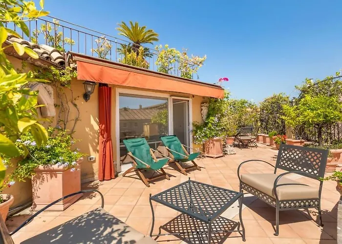 Casa Colonna, A Burghesius Apartman *