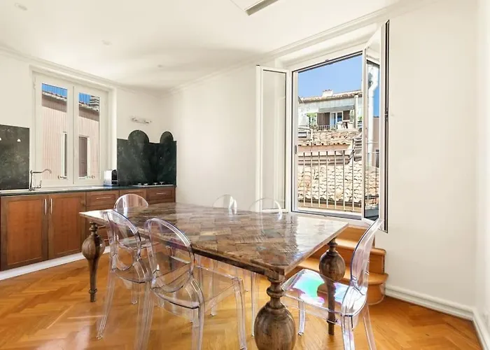 Apartman Casa Colonna, A Burghesius Róma