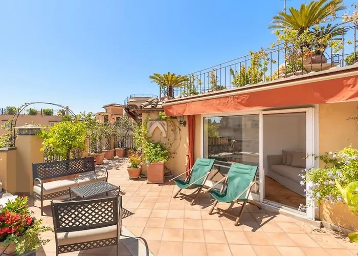 Casa Colonna, A Burghesius * Róma